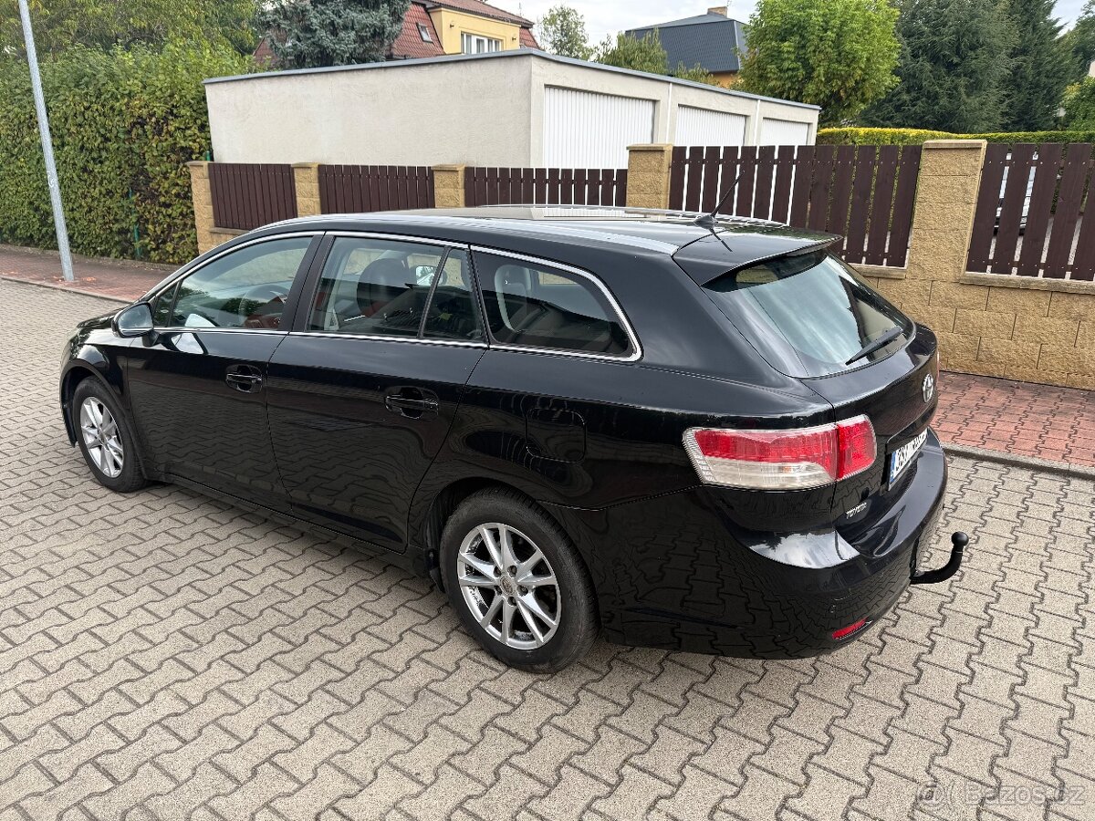 Toyota Avensis combi 2.0D4-D 93kw/2011/NAVI/Klima - 3