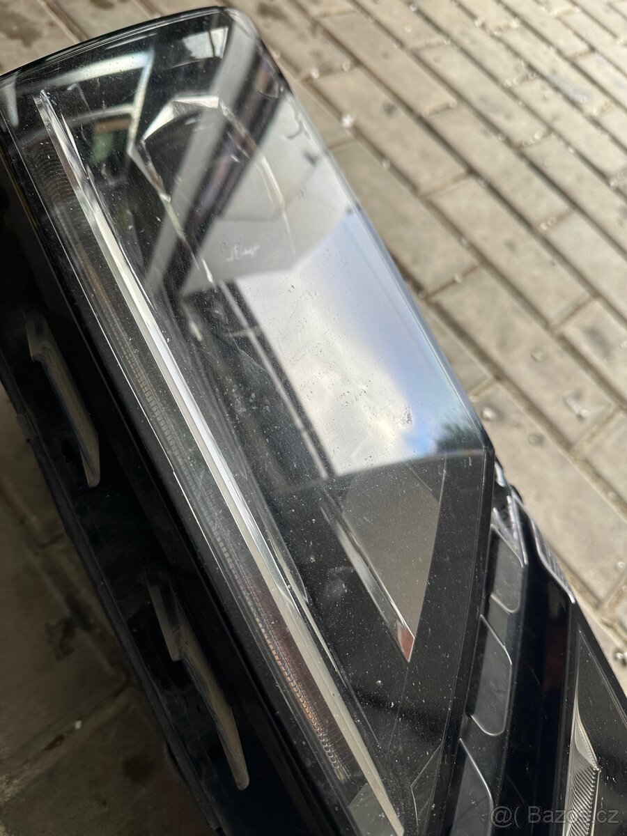 Světlo Octavia III facelift - pravé přední - 3