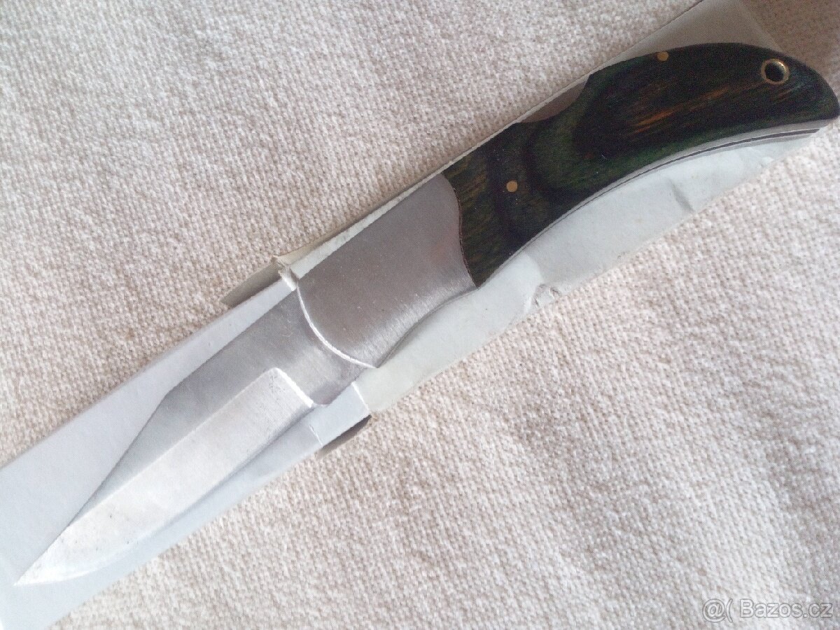 Lovecky nuz zaviraci - 3