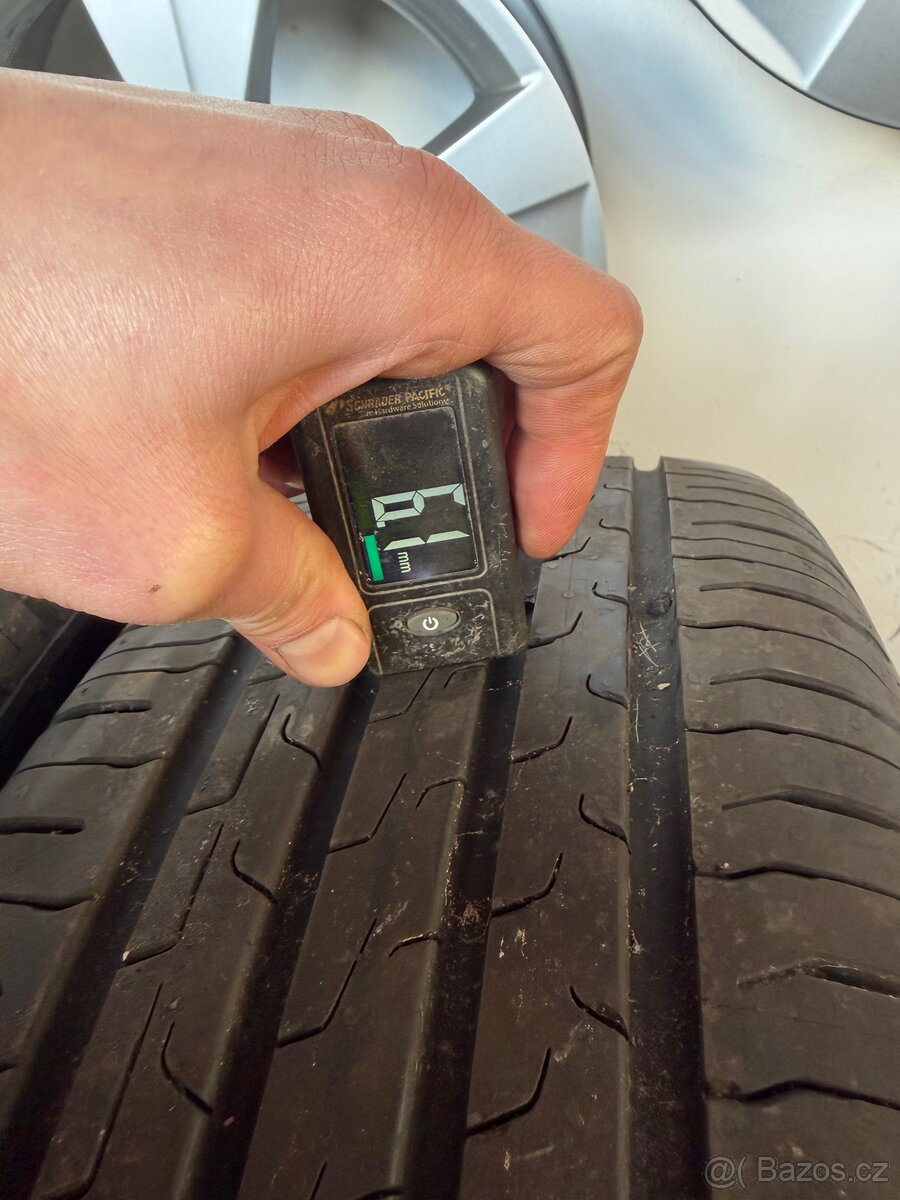 Continental 215/60 R17 - 3