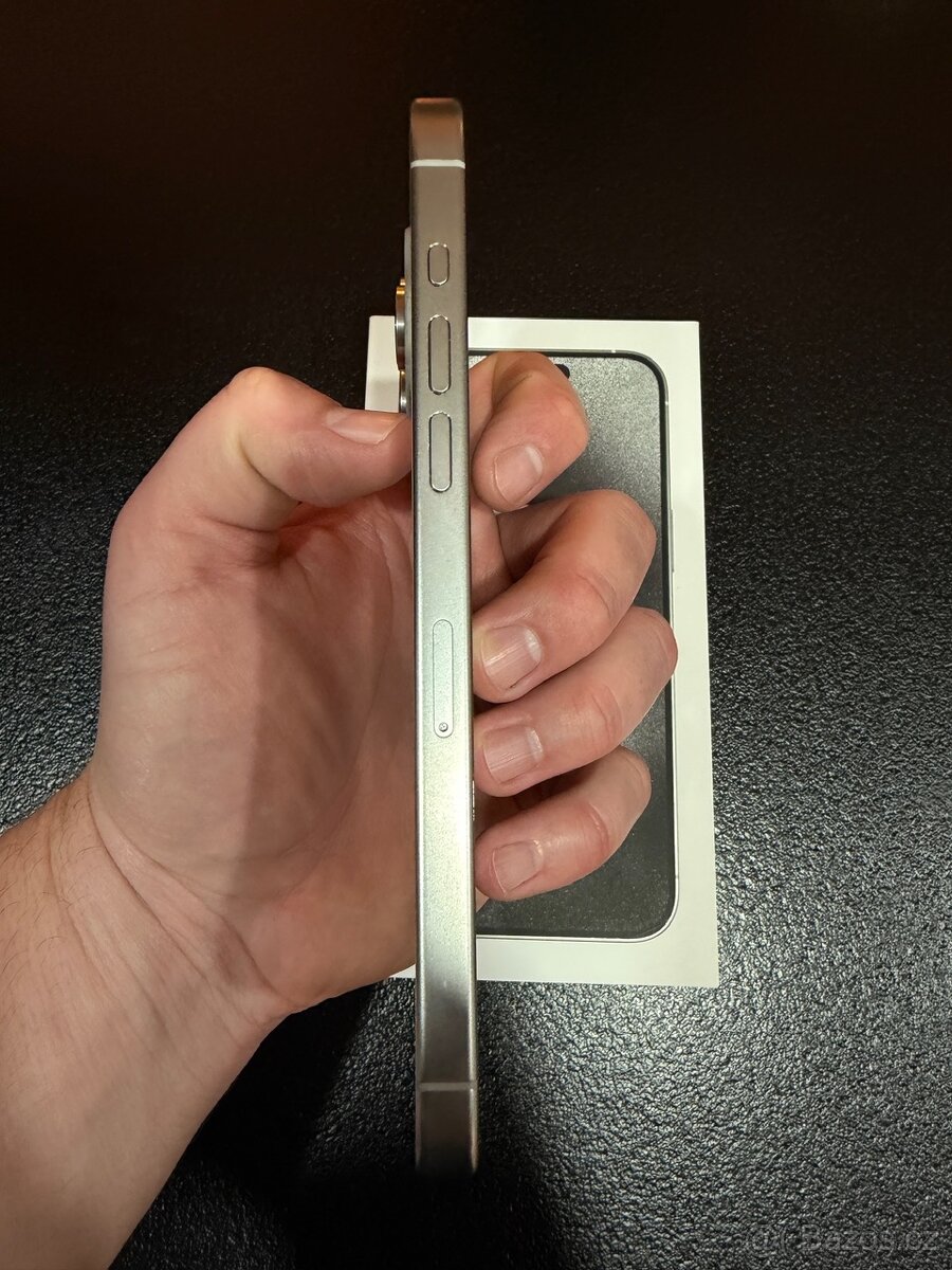 Iphone15 PRO MAX 256 GB bílý - 3