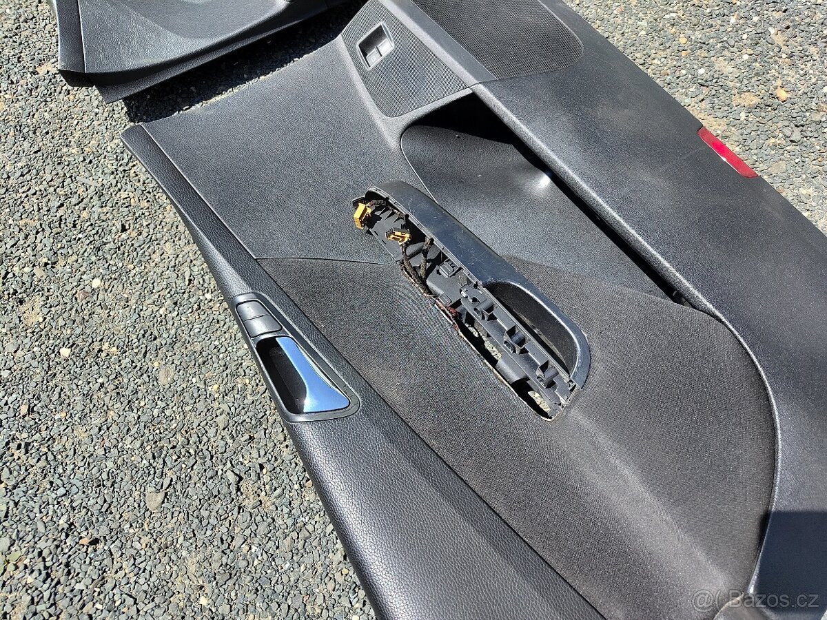 Tapeci Passat B6 combi - černé - 3