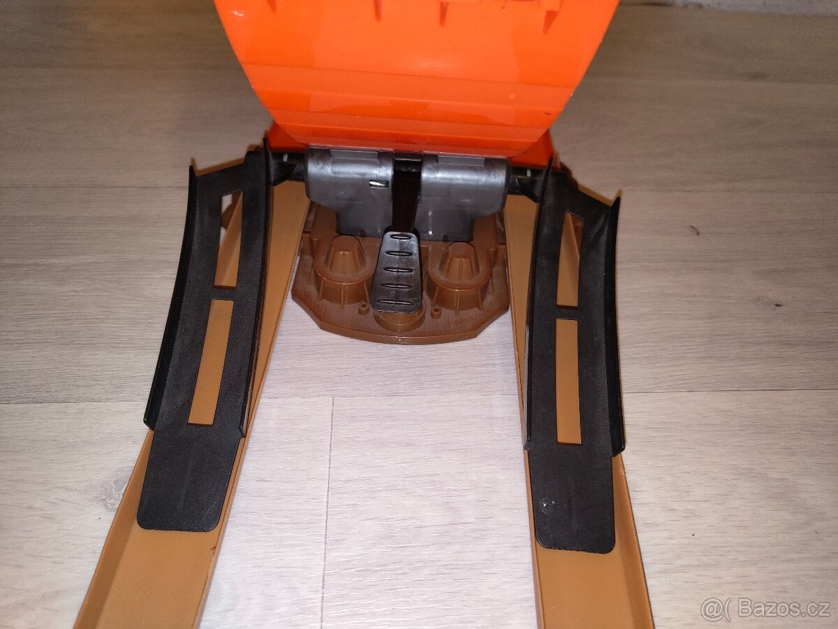 HotWheels Dráha + 18aut - 3