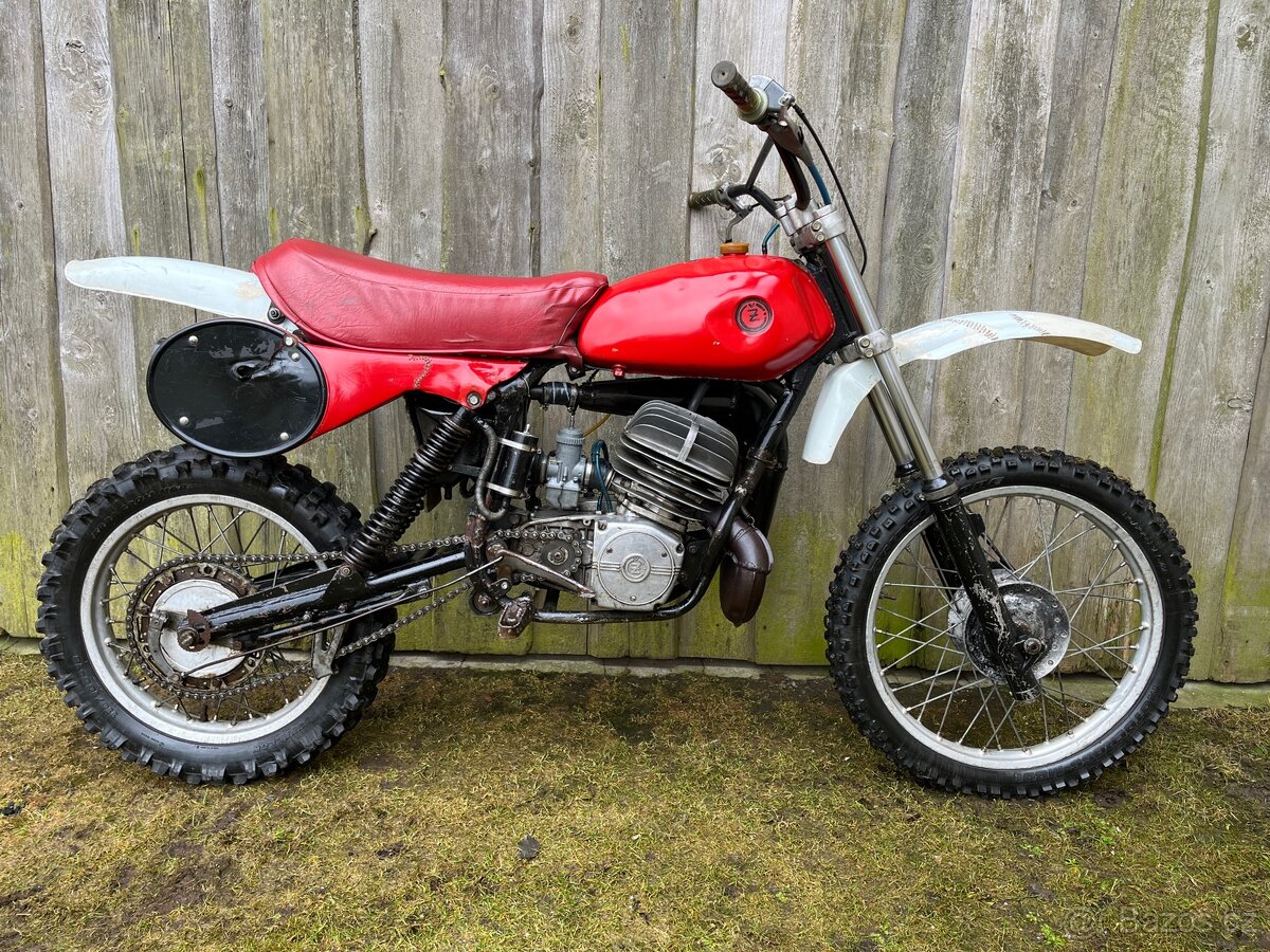 ČZ 380 Motocross - 3