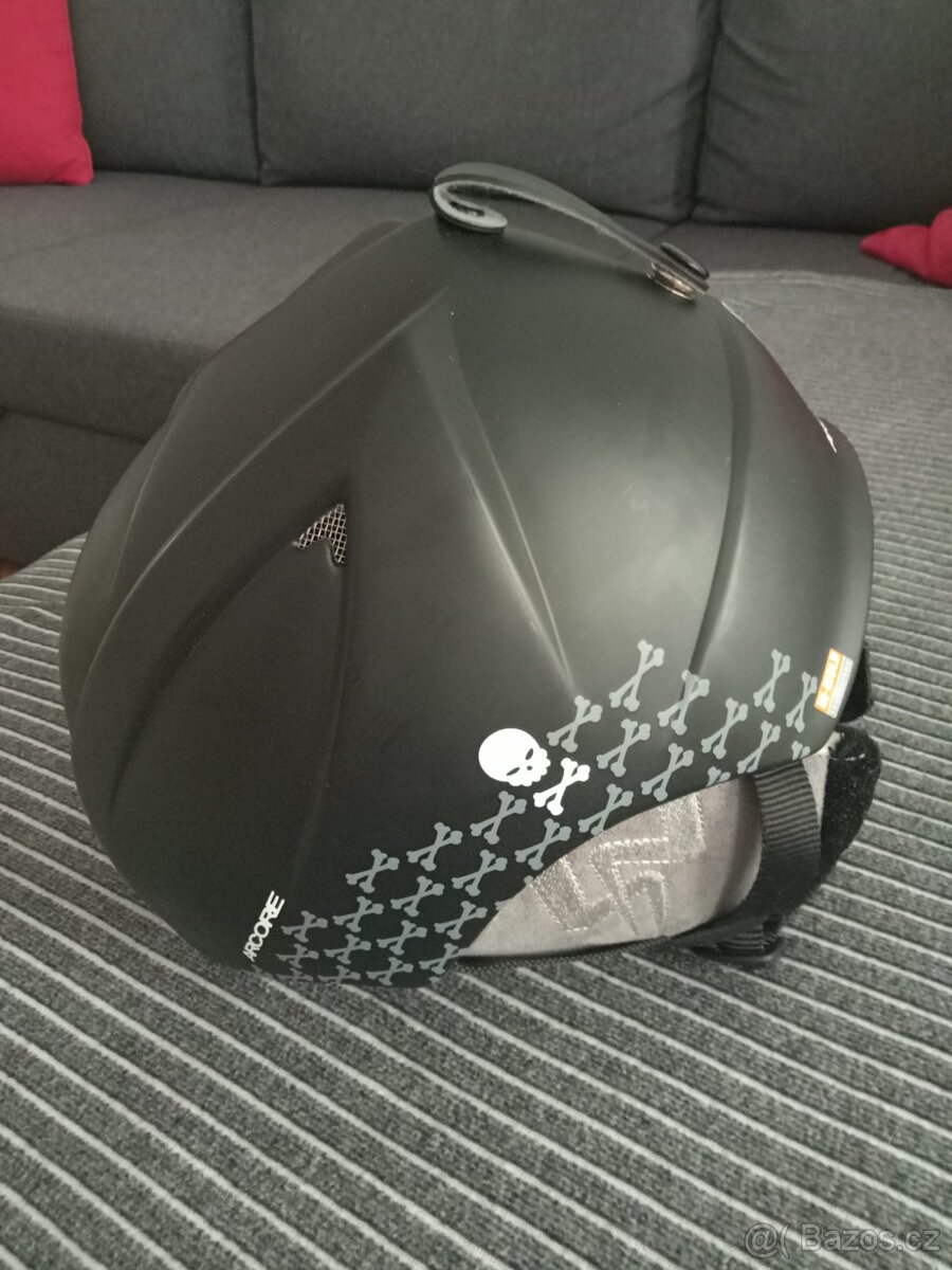 Lyžařská helma ARCORE - 3