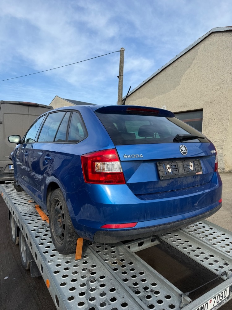 Prodám náhradní díly Škoda Rapid 1.0TSI 70KW - 3