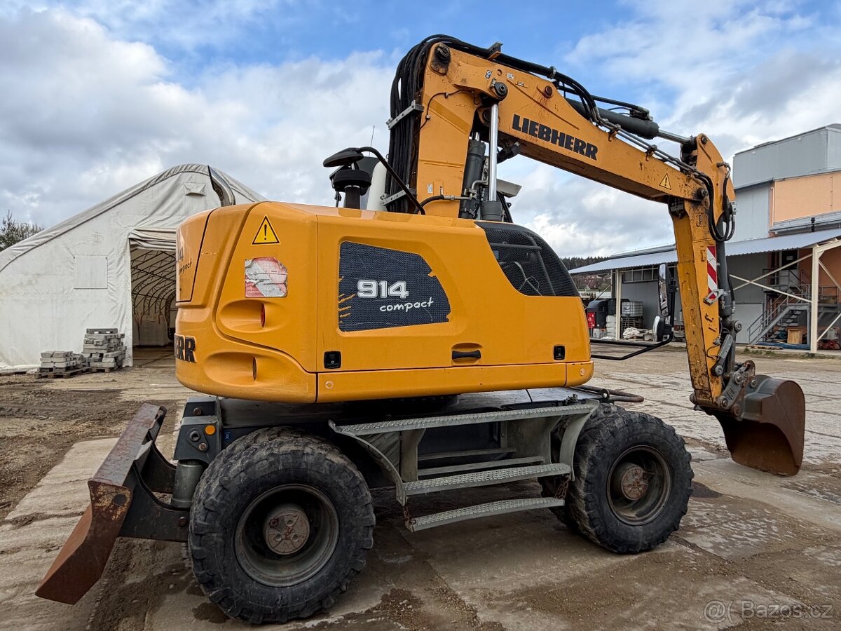 LIEBHERR 914 Compact - 3