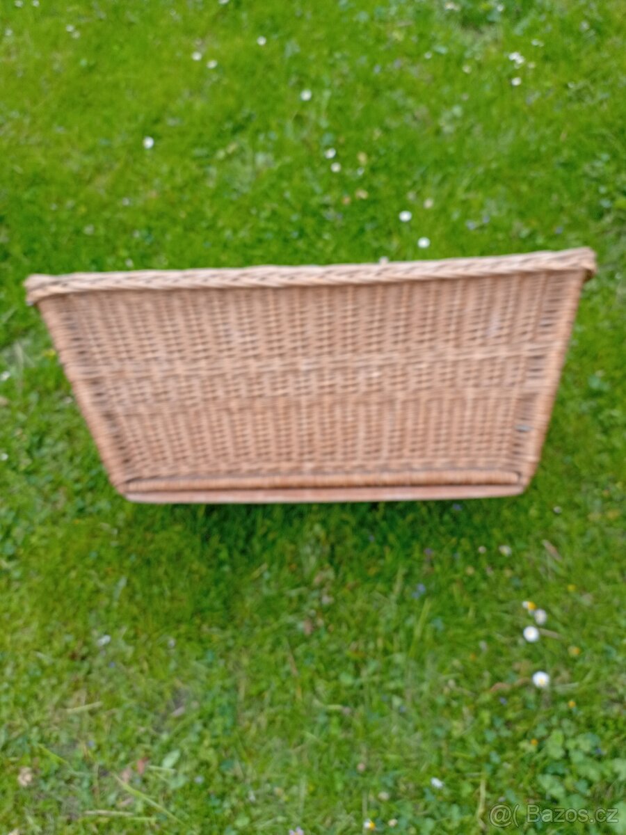 Proutěný koš 1. - 3