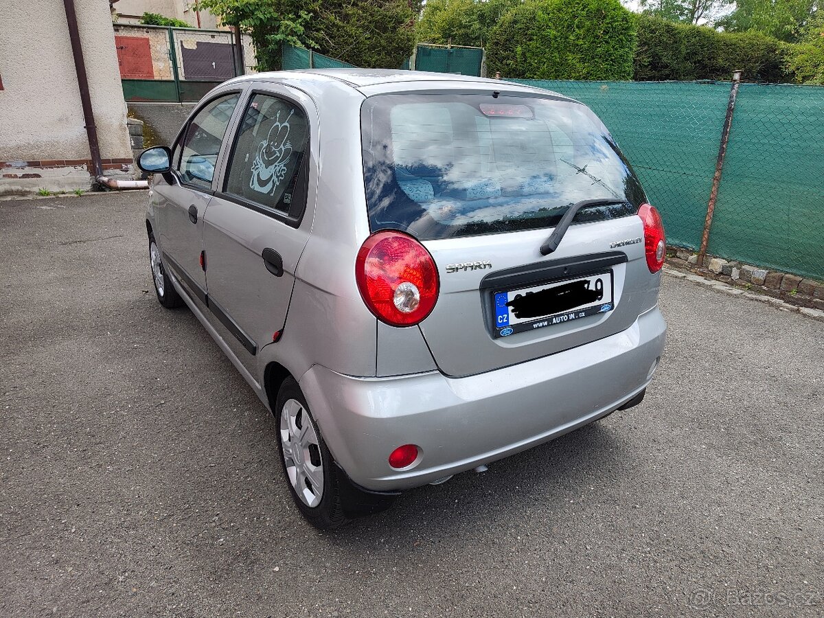 Chevrolet spark - 3