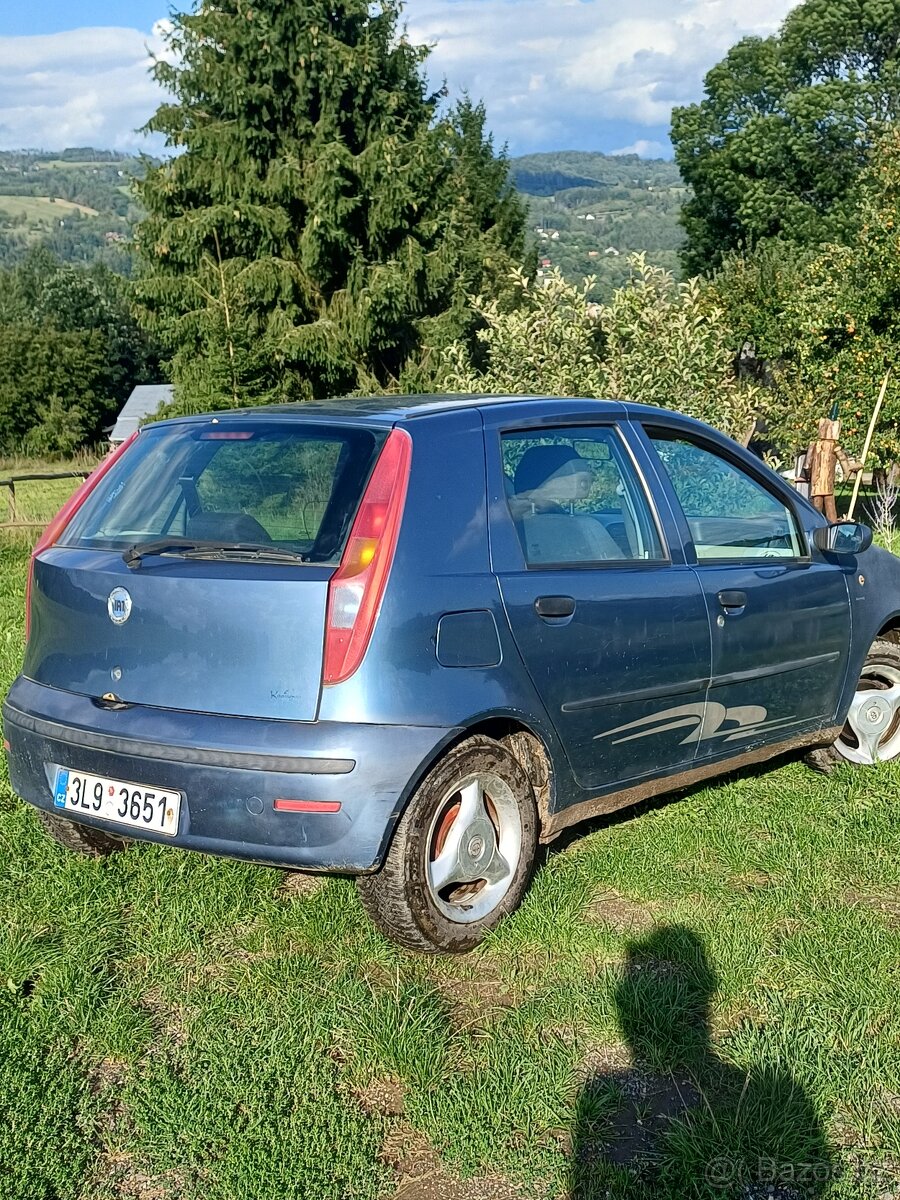 Fiat Punto 1.1 benzín, r. 2004 - 3