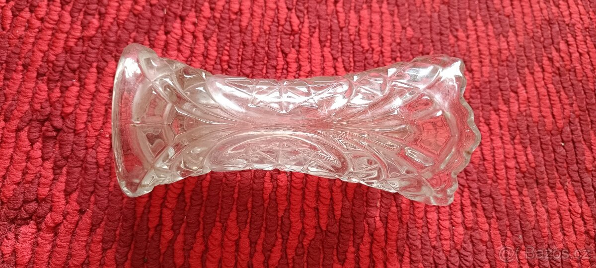 Váza české, starožitné broušené sklo - 3