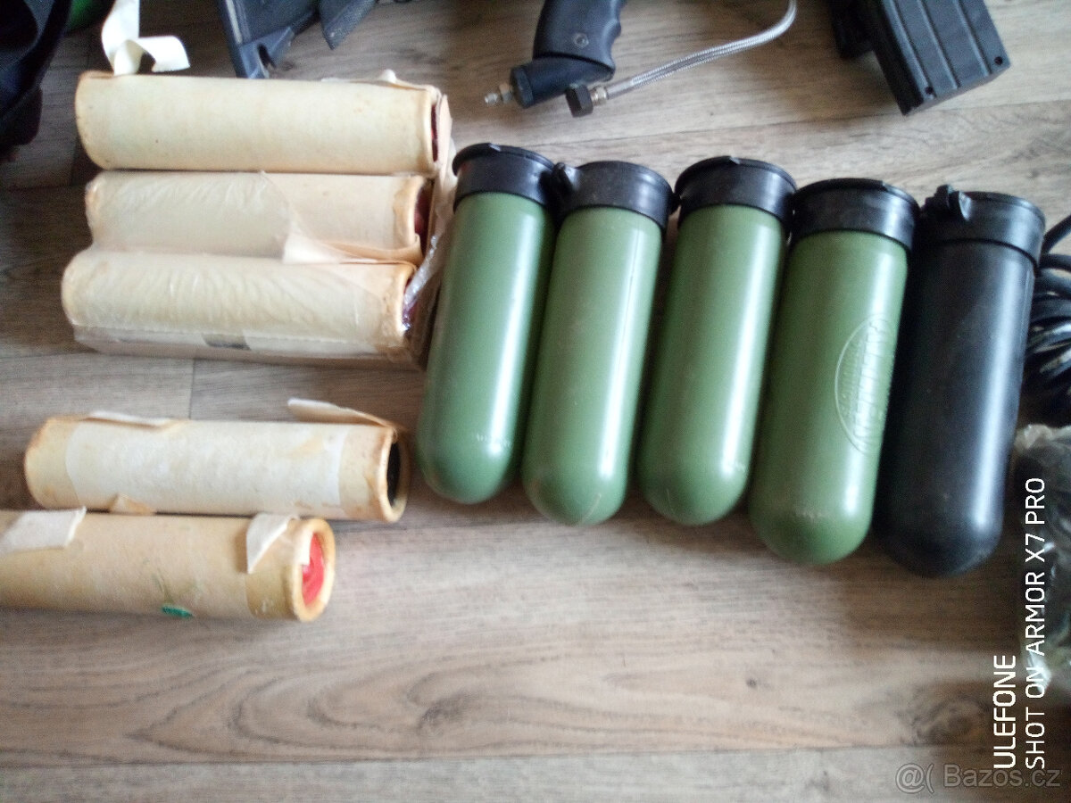 Paintball zbran s vybavením - 3