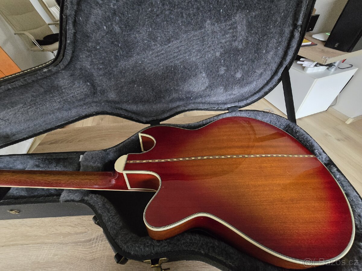 Semiakusticka lubová kytara Jackson - 3