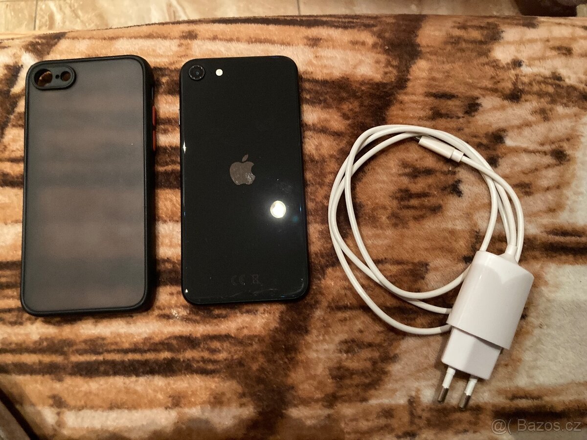 iPhone SE 2020 128GB - 3
