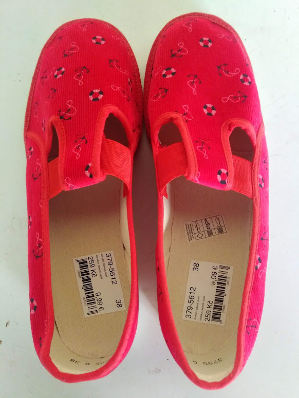 Dětské bačkory - nové - od BAŤI č. 38 - 3