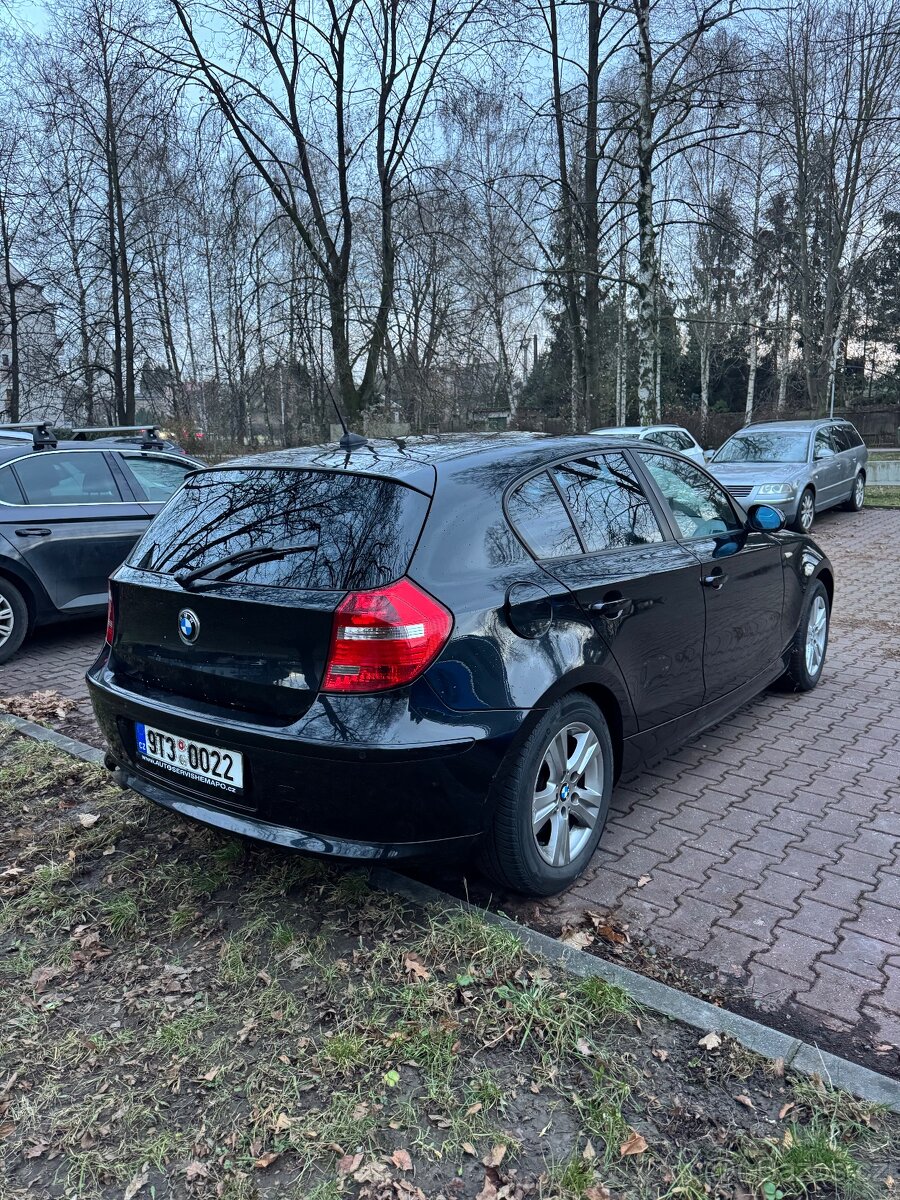 BMW 118D - 3