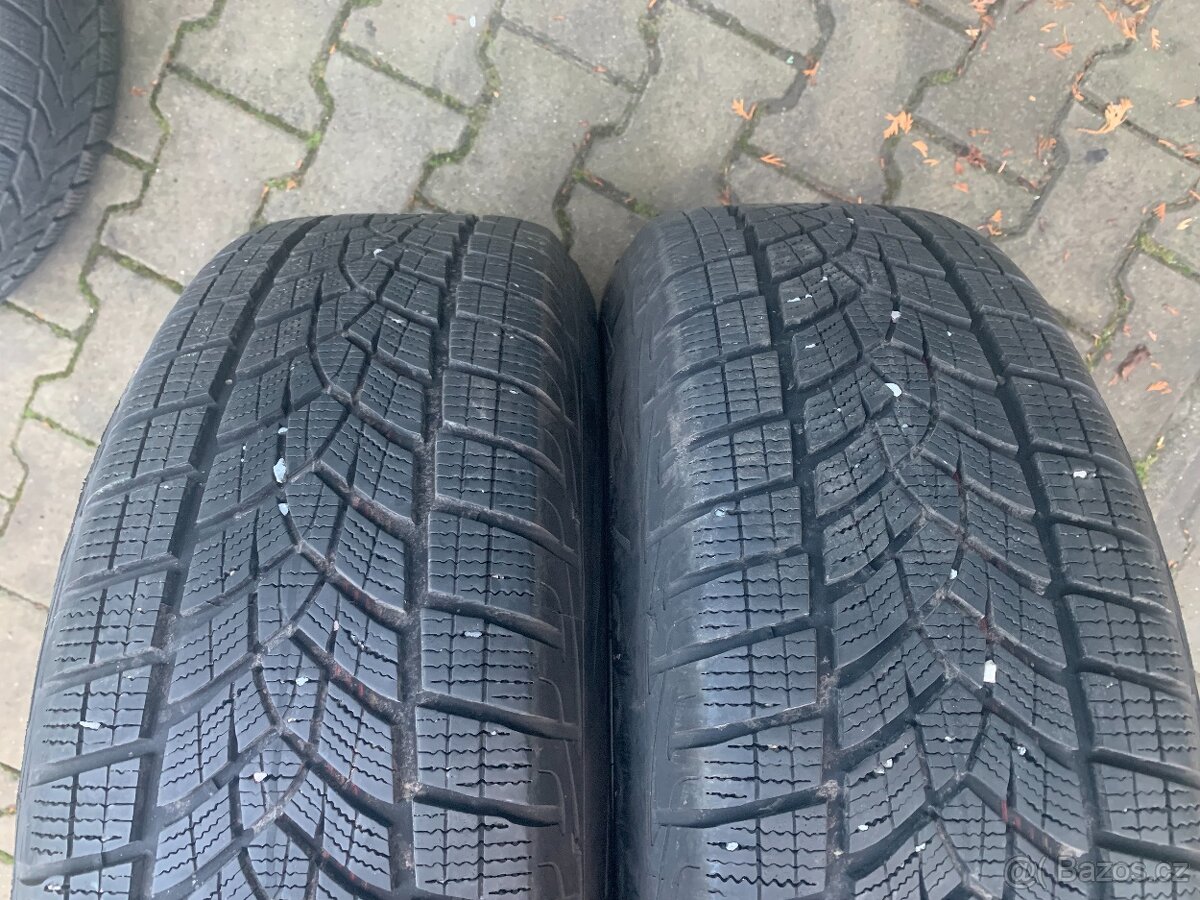 17" 5x114,3 zimní Honda CRV - 3