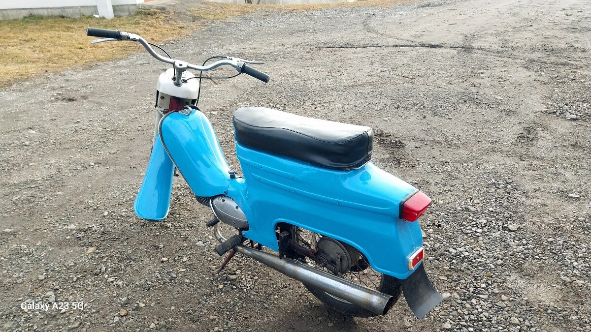 Prodám pionýra 21 a stadiona 11 - 3