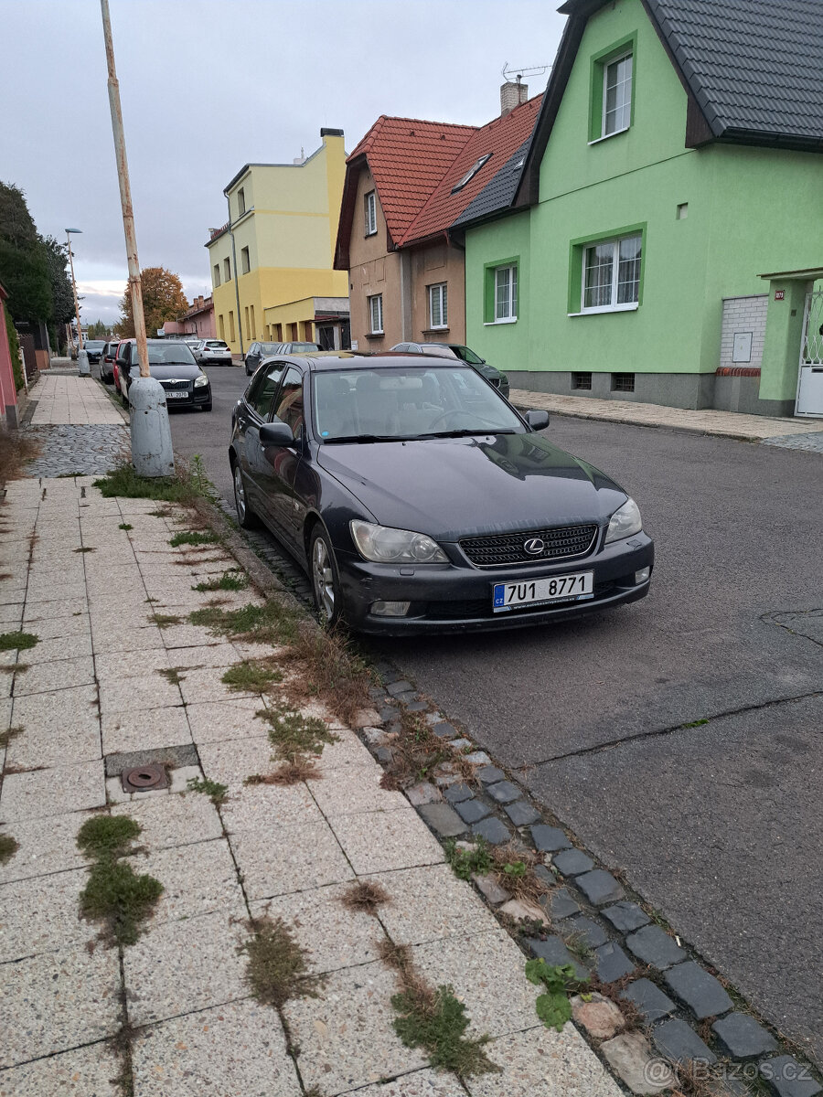 IS200 Zástavba LPG Lexus IS200 - 3