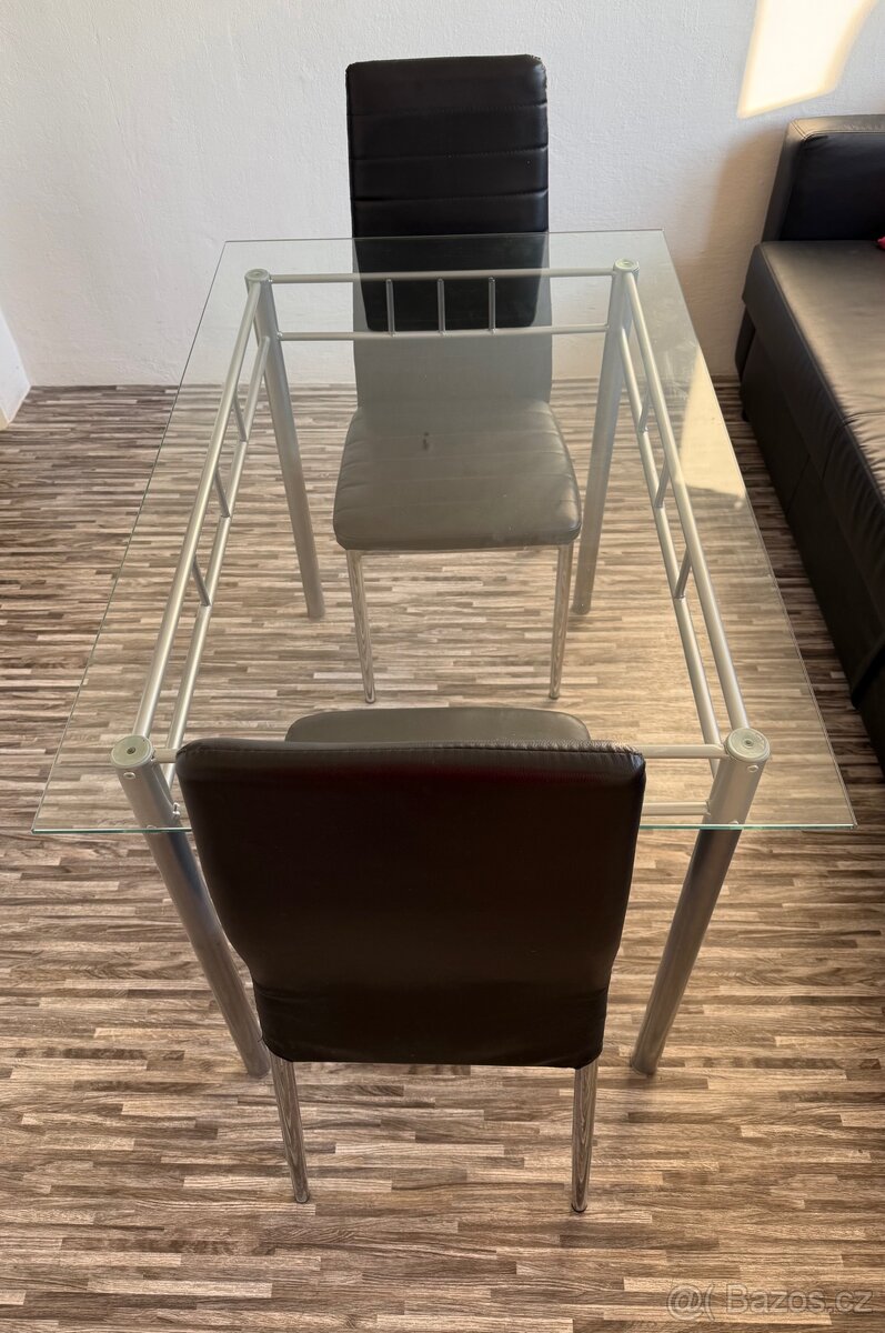 Černé židle - 3