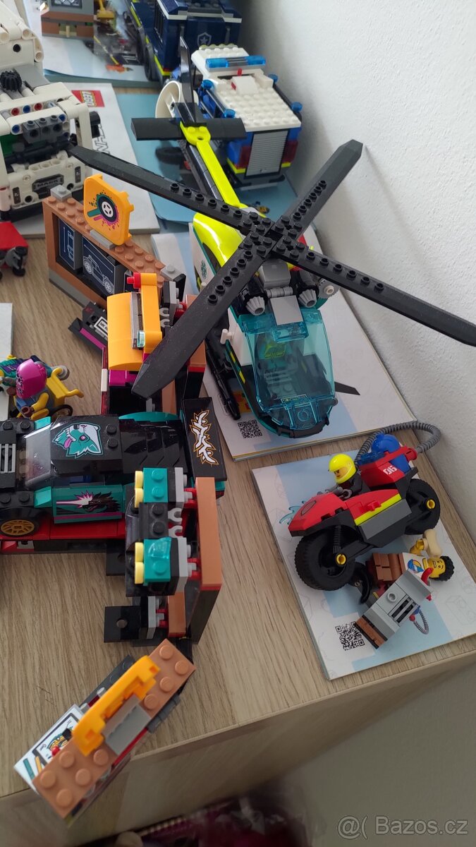 LEGO City & Technic – 6+ setů včetně návodů - 3