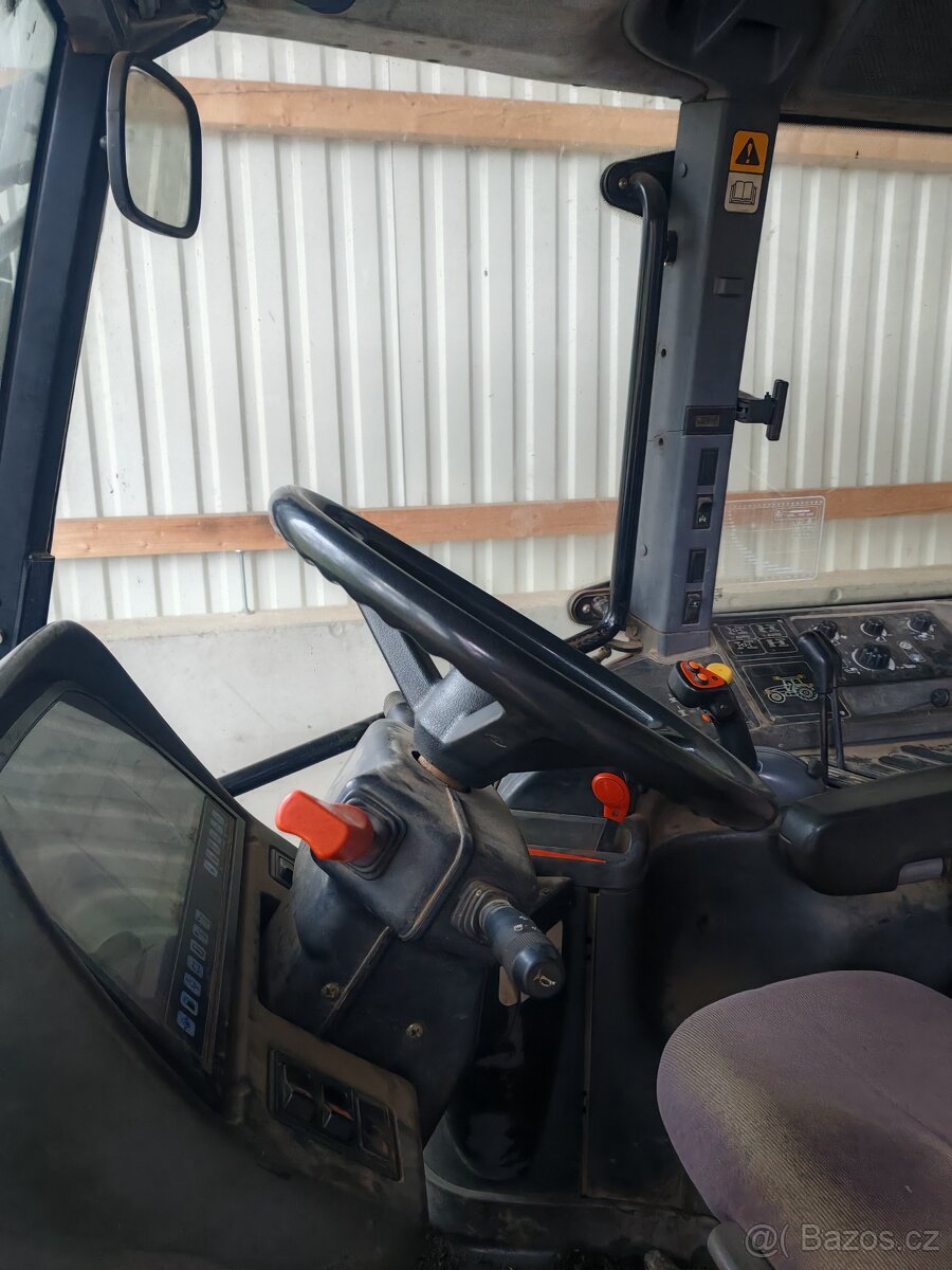 New Holland TM 165 - 3