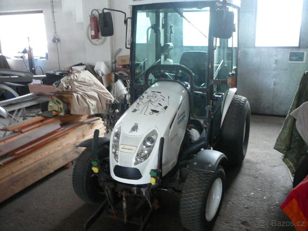 Malotraktor, čelní nakladač - 3