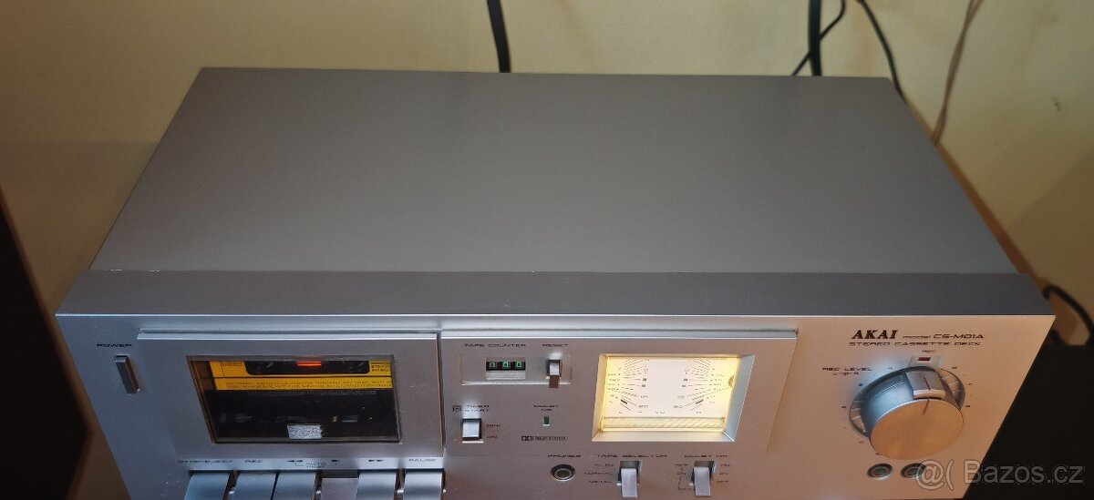 Akai - 3