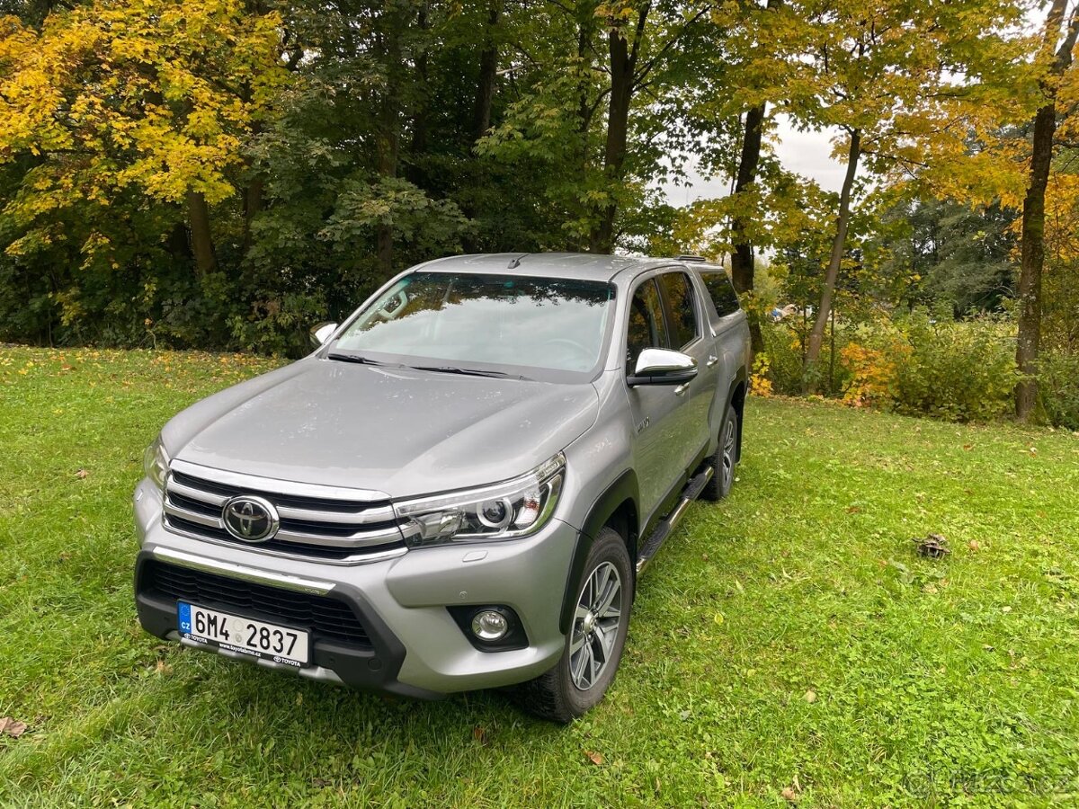 Toyota Hilux 2.4 D-4D 4x4 Executive - 3