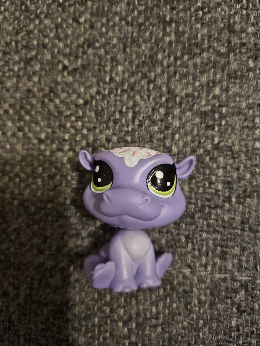 Littlest pet shop - 3