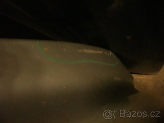 Prodám přední nárazník a kapotu na Peugeot 308 - 3