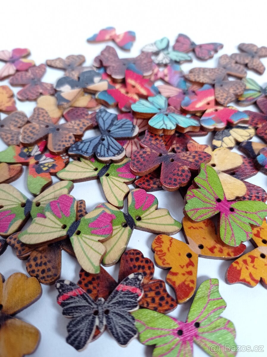 Dřevěné malované knoflíky různé druhy - nové - 3