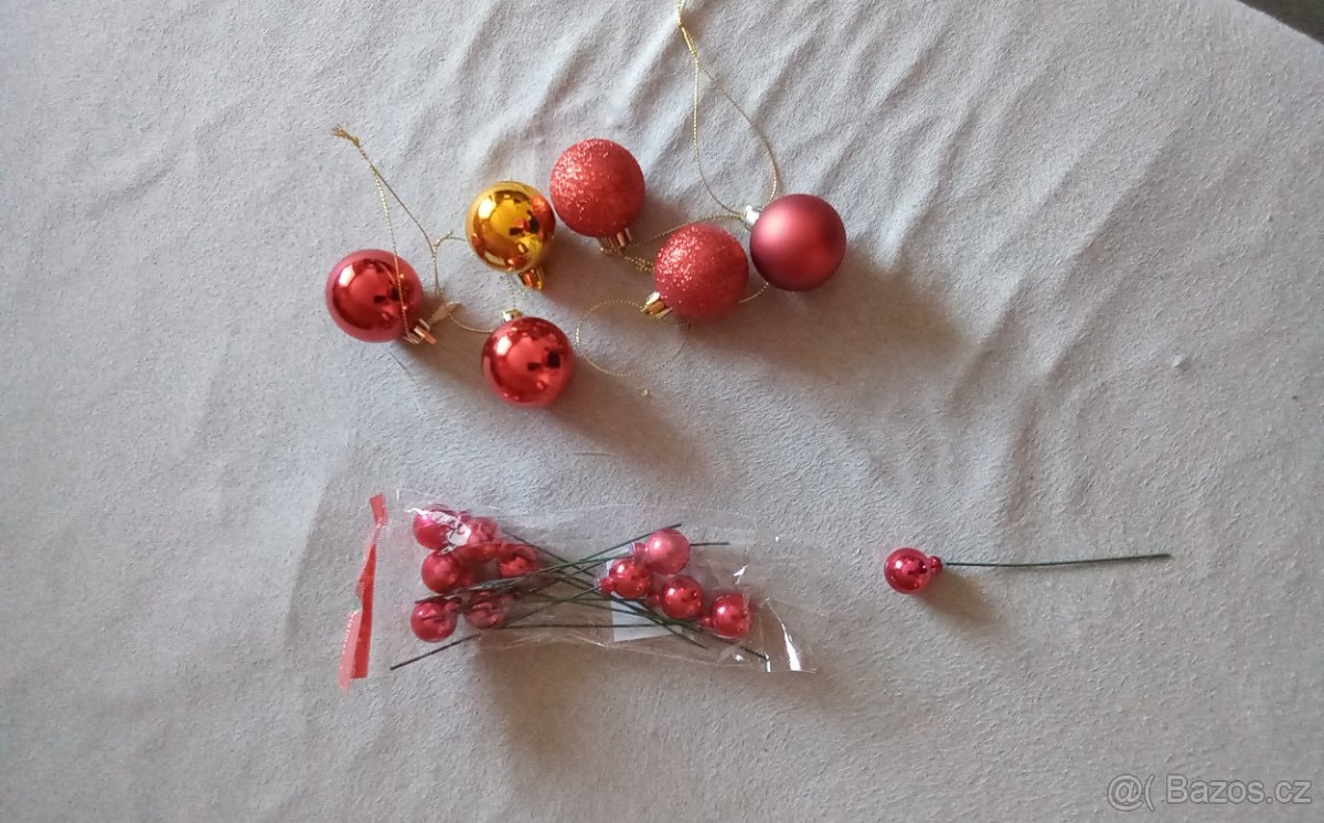 Plastové ozdoby - 3