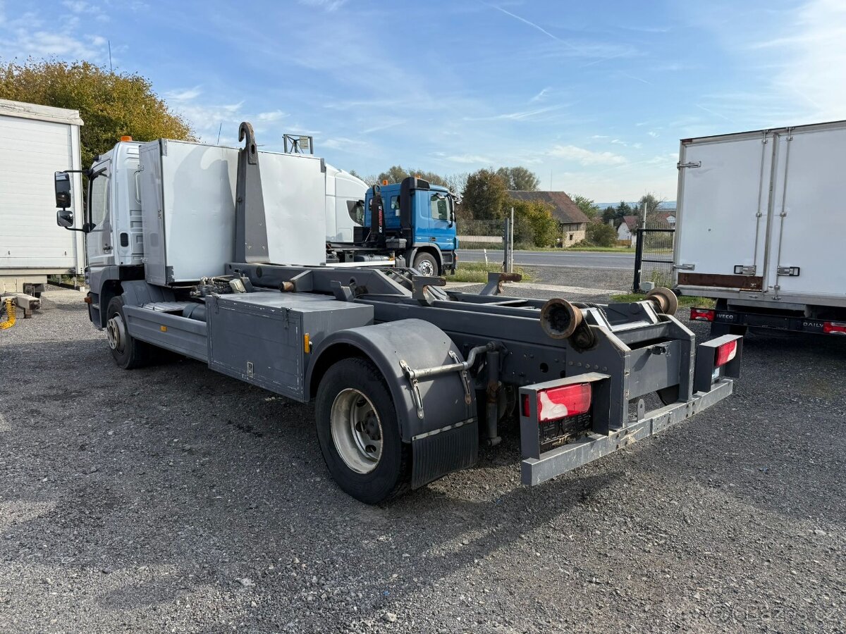 Mercedes-Benz ATEGO 1523L NOSIČ KONTEJNERŮ - 3