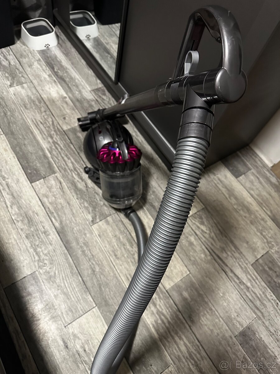 Dyson DC37 - 3