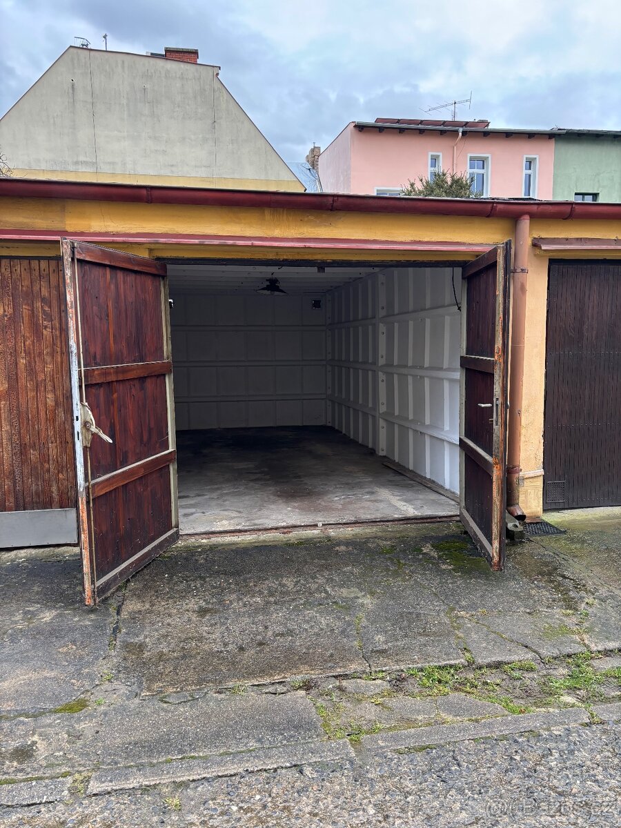 Pronájem garáže - 3