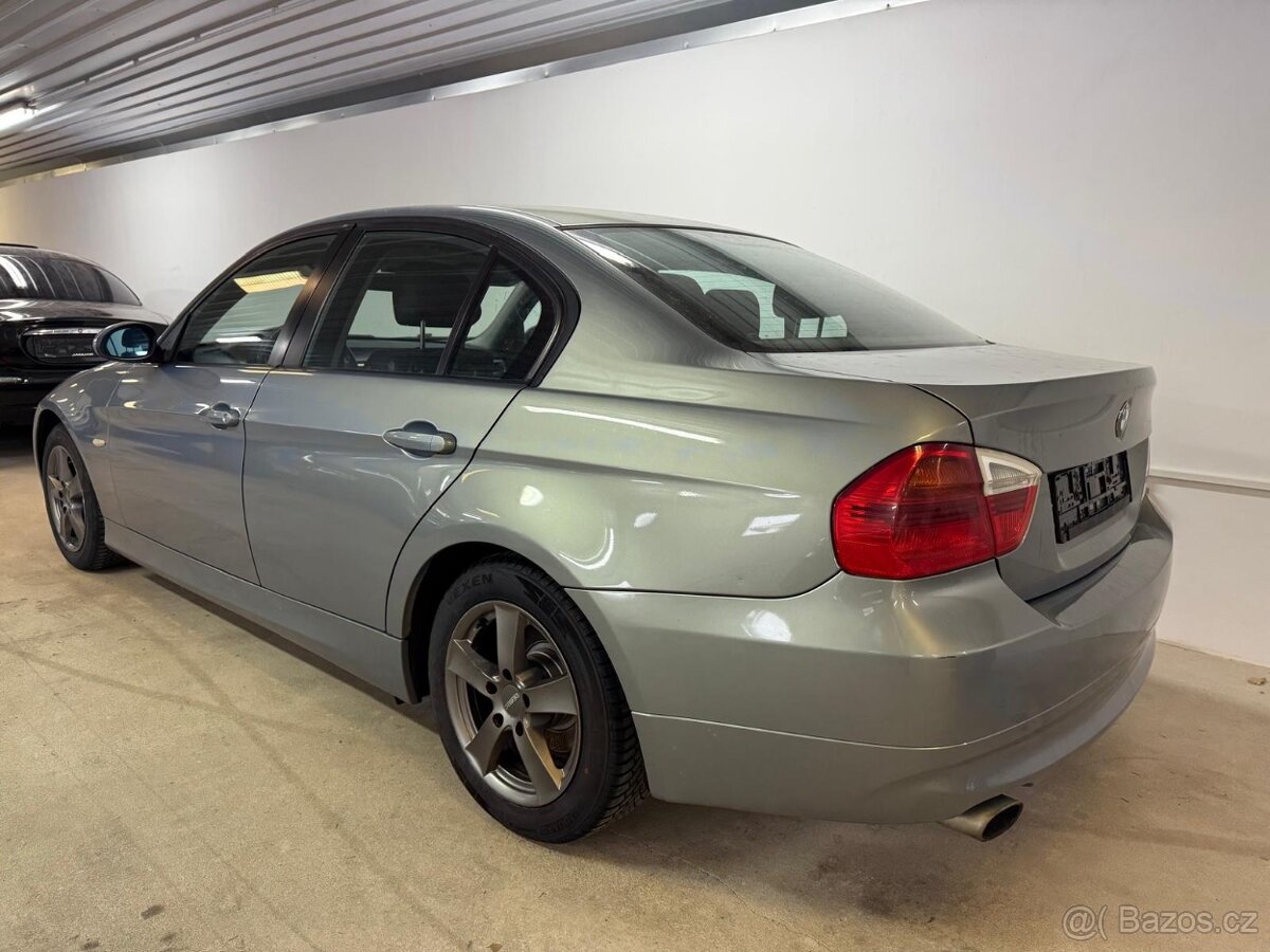 BMW 316i E90 - 3