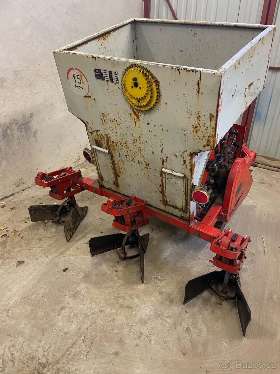 Sazeč brambor Agrostroj Prostějov - 3