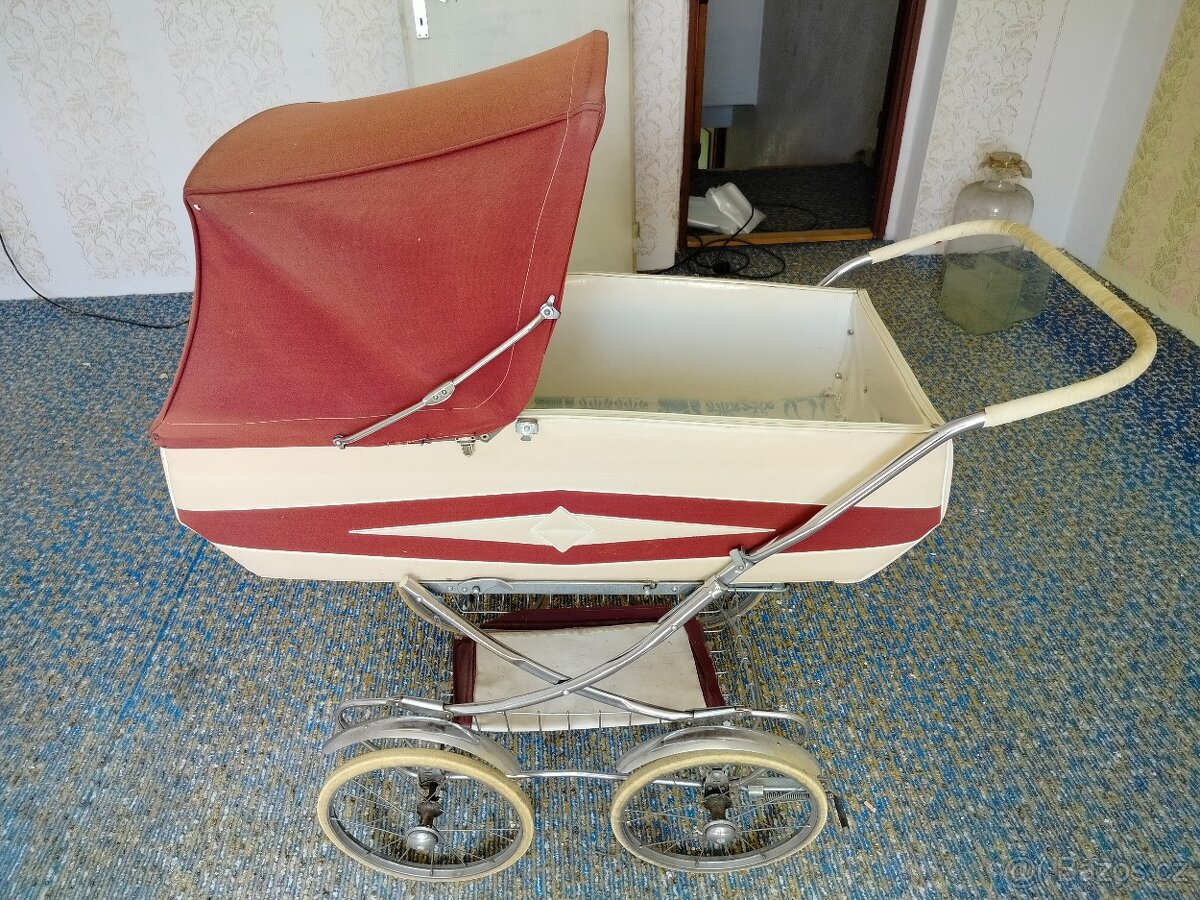 Retro kočárek - 3