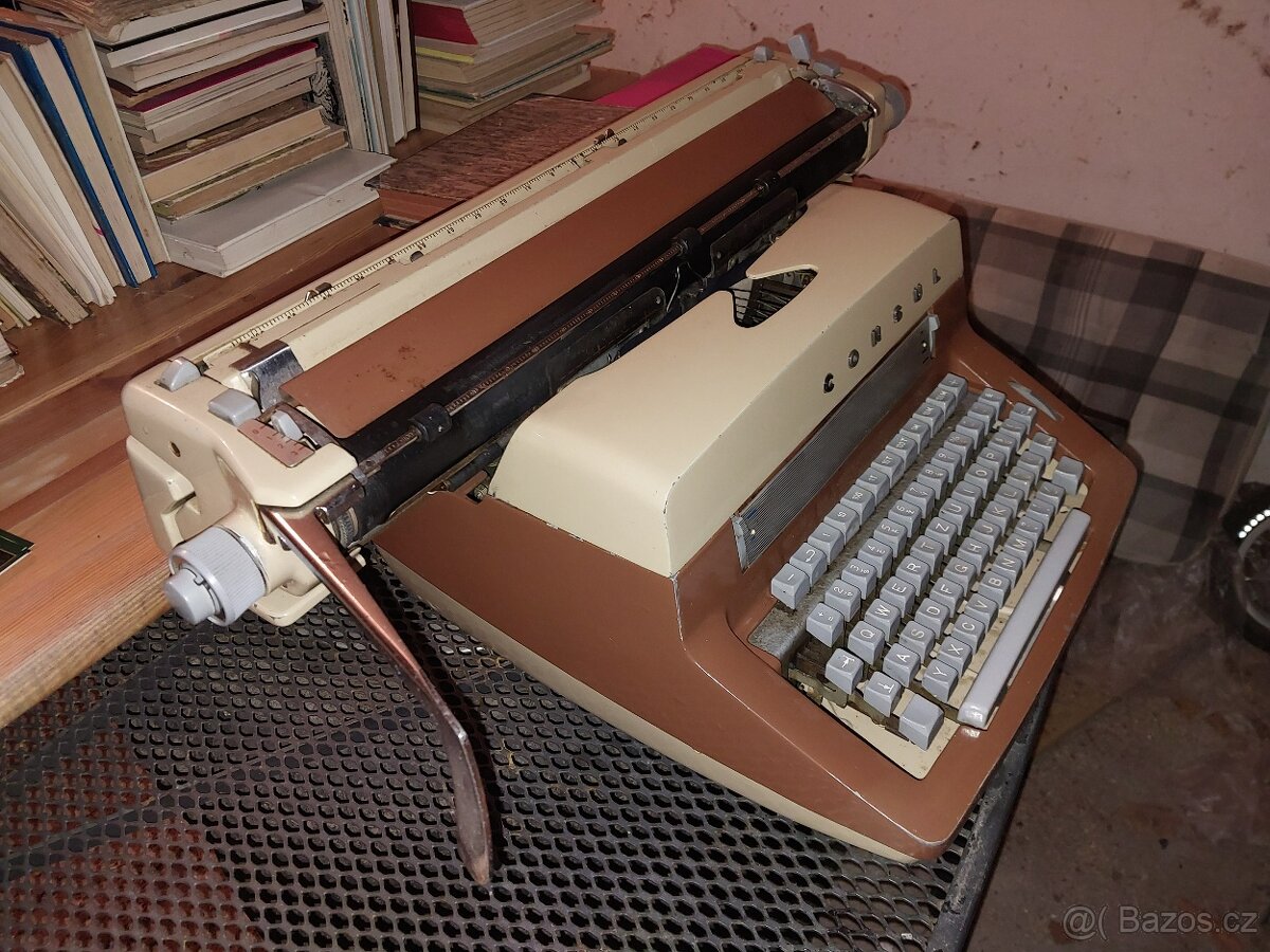 Psací stroj Consul 203 - 3