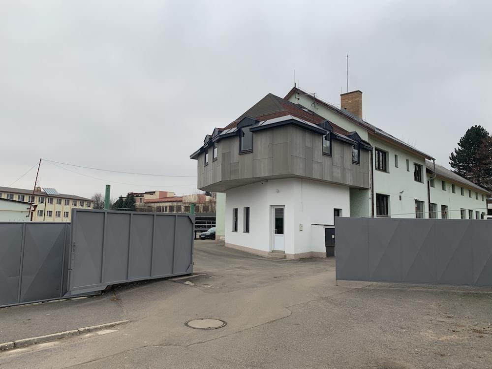 Pronájem garáže / skladu Litomyšl - 3