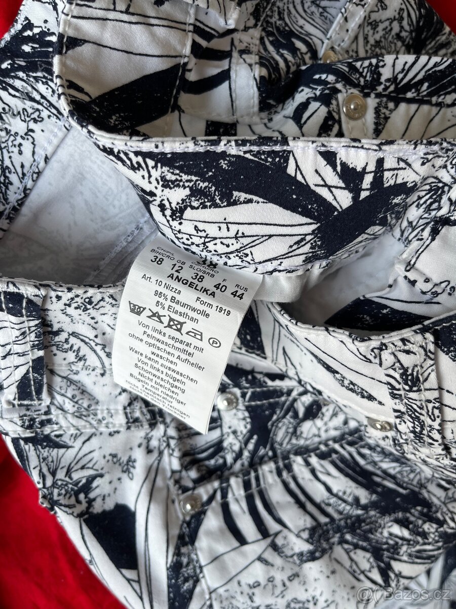 Dám. světlé letní kalhoty, vel. 38, sleva 1.490 Kč. - 3