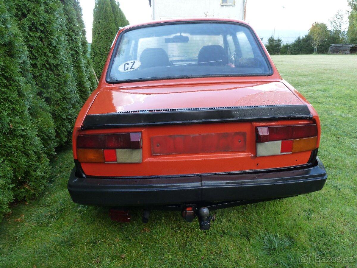 Prodám ŠKODA 120L - 3