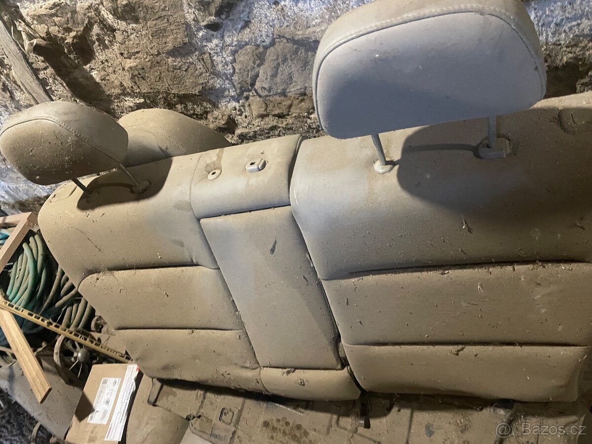 SUBARU Legacy & Outback BP 03-2009 Kožené béžové sedačky - 3