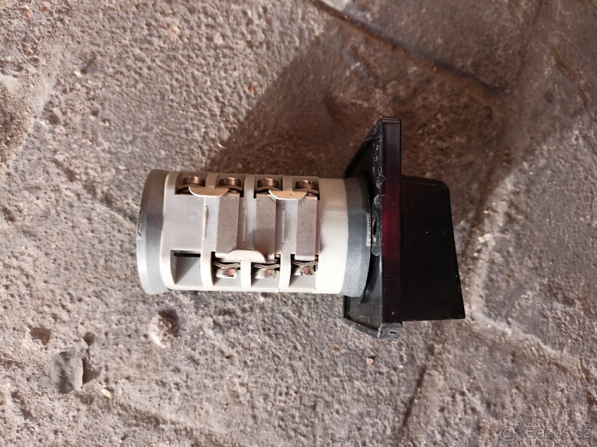 Spínač do panelu - pakeťák 0-7 - 3