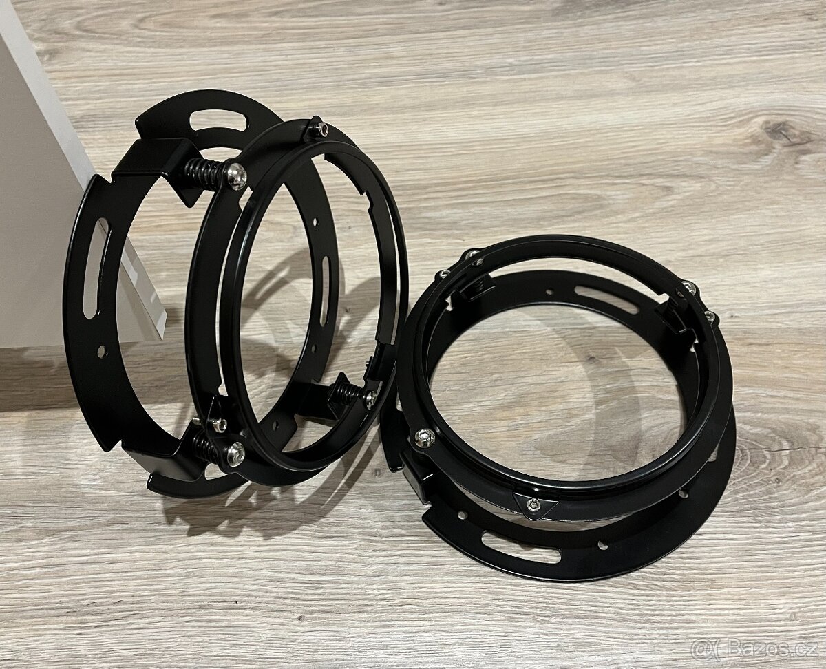 Drzaky svetel - 143mm - 3