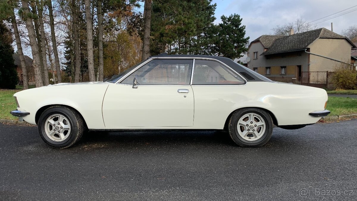 Opel Commodore B GS coupe - 3