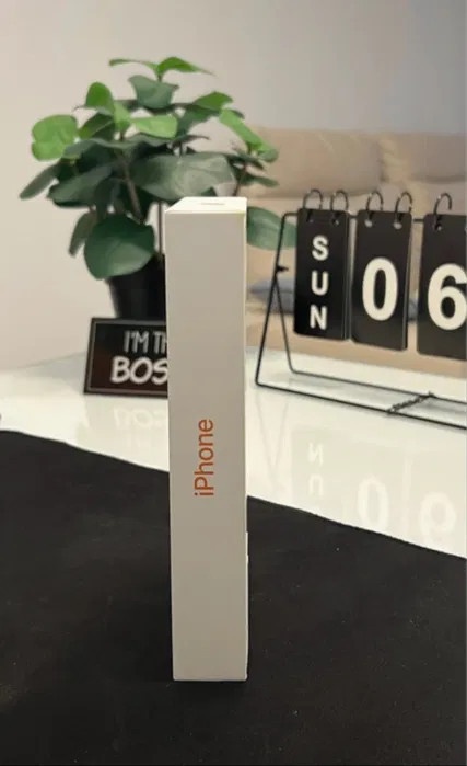 iphone 17 pro max Orange - 3