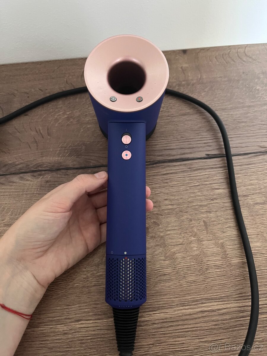 Fén na vlasy Dyson Supersonic - 3