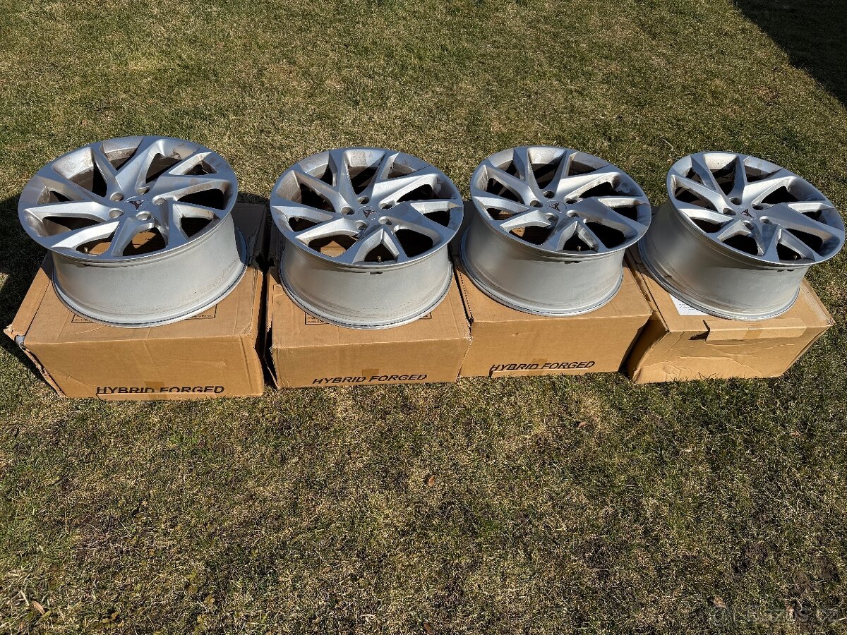 Originál Alu kola 5x112 r18 - 3